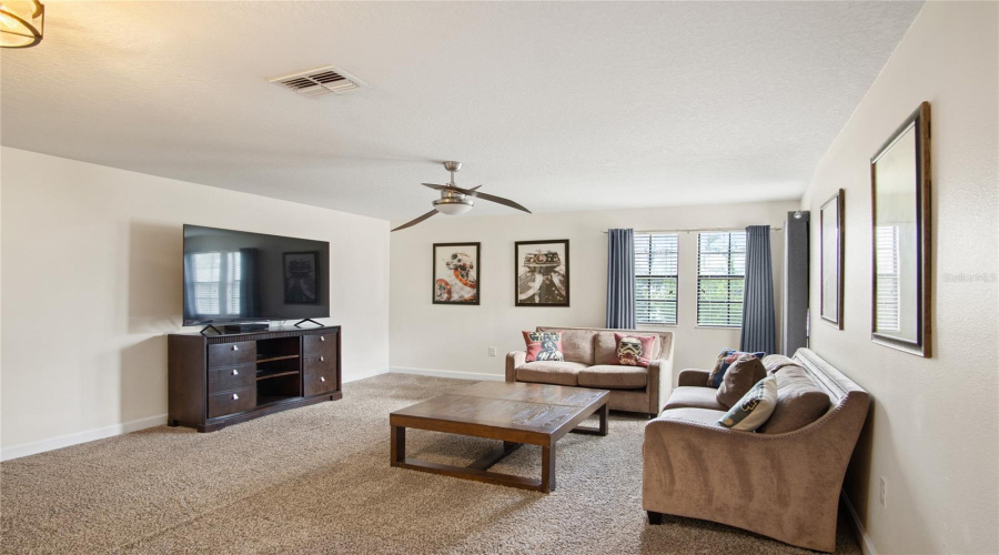 Upstairs Bonus Room!