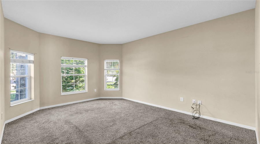 Kissimmee, Florida 34746, 4 Bedroom Bedrooms, ,2 Bathroombathrooms,Residential,For Sale,Somerset,0,Mfrtb8560652