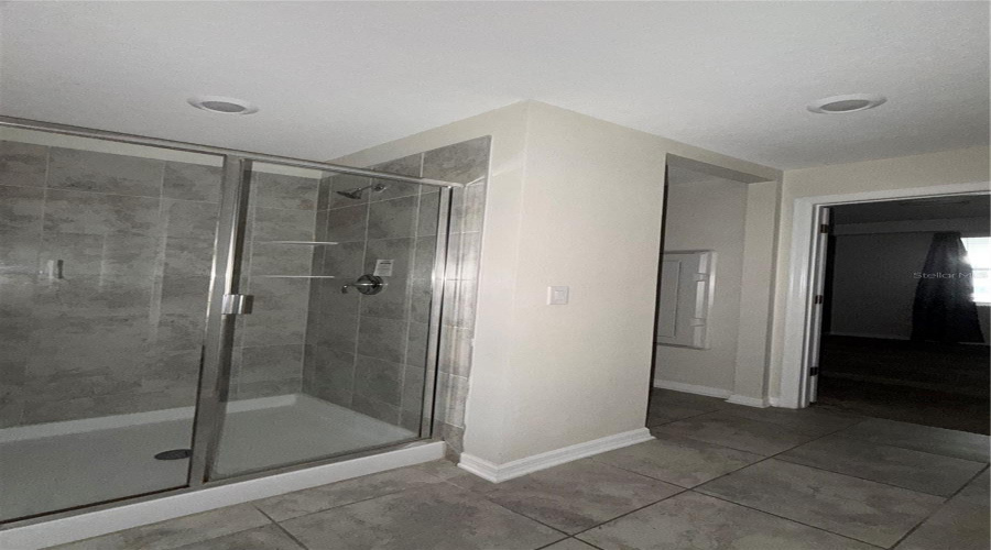 Kissimmee, Florida 34746, 2 Bedroom Bedrooms, ,2 Bathroombathrooms,Residential,For Sale,Paradox,0,Mfrs5157572