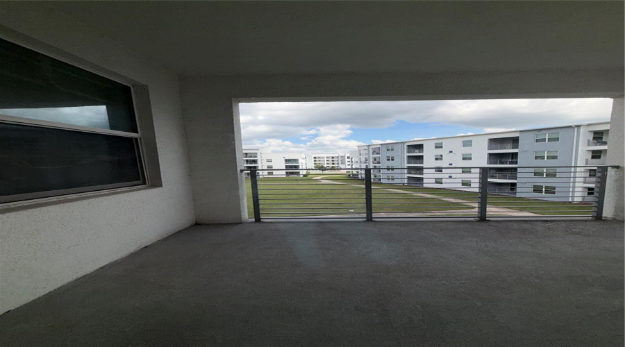 Kissimmee, Florida 34746, 2 Bedroom Bedrooms, ,2 Bathroombathrooms,Residential,For Sale,Paradox,0,Mfrs5157572