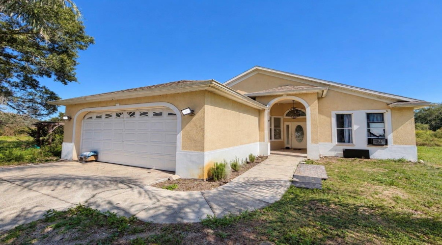 Davenport, Florida 33837, 4 Bedroom Bedrooms, ,3 Bathroombathrooms,Residential,For Sale,Diamond Acres,0,Mfro6452185