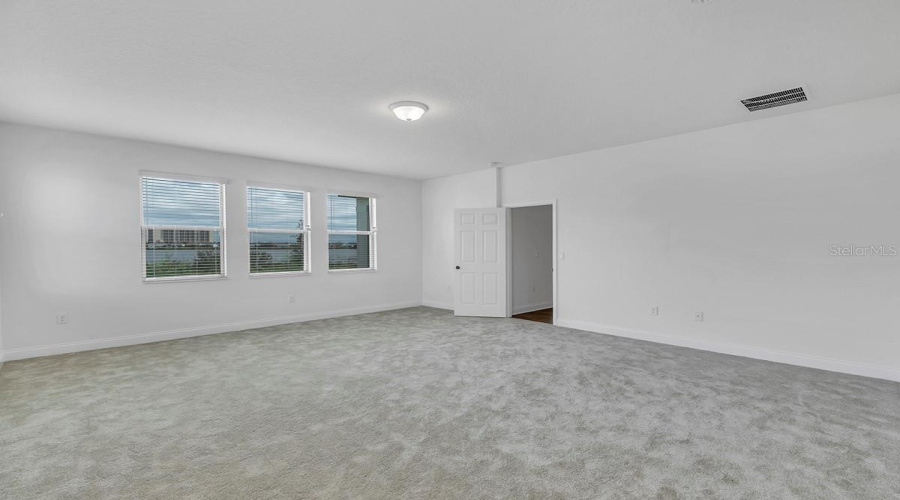 Orlando, Florida 32836, 4 Bedroom Bedrooms, ,3 Bathroombathrooms,Residential,For Sale,Lemon Lake,0,Mfro6452433