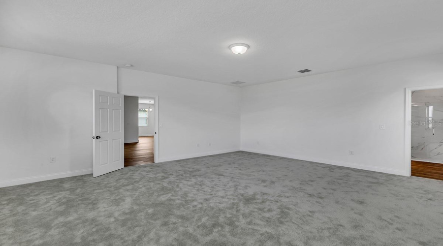 Orlando, Florida 32836, 4 Bedroom Bedrooms, ,3 Bathroombathrooms,Residential,For Sale,Lemon Lake,0,Mfro6452433