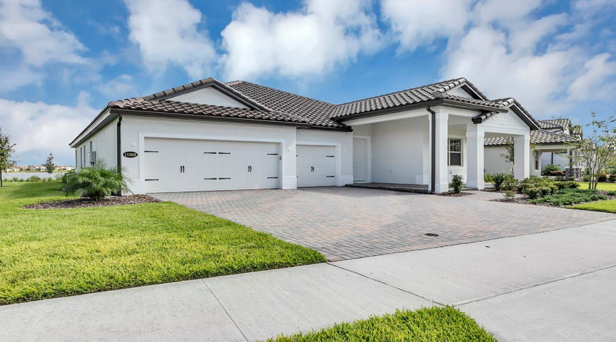 Orlando, Florida 32836, 4 Bedroom Bedrooms, ,3 Bathroombathrooms,Residential,For Sale,Lemon Lake,0,Mfro6452433