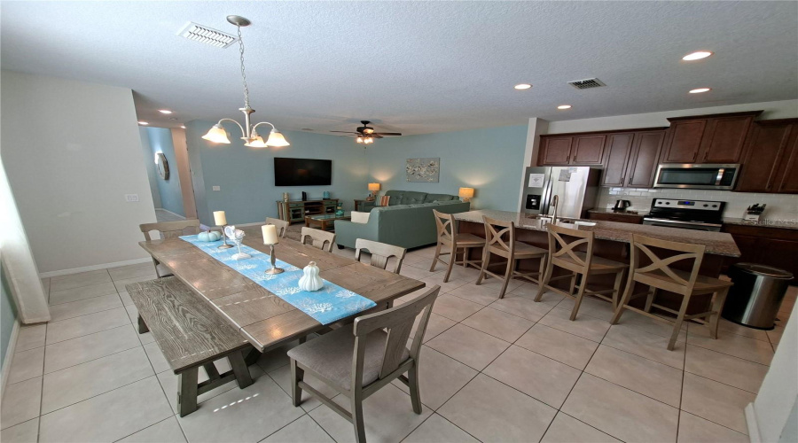 Kissimmee, Florida 34747, 4 Bedroom Bedrooms, ,4 Bathroombathrooms,Residential,For Sale,Carey Palm,0,Mfro6452274