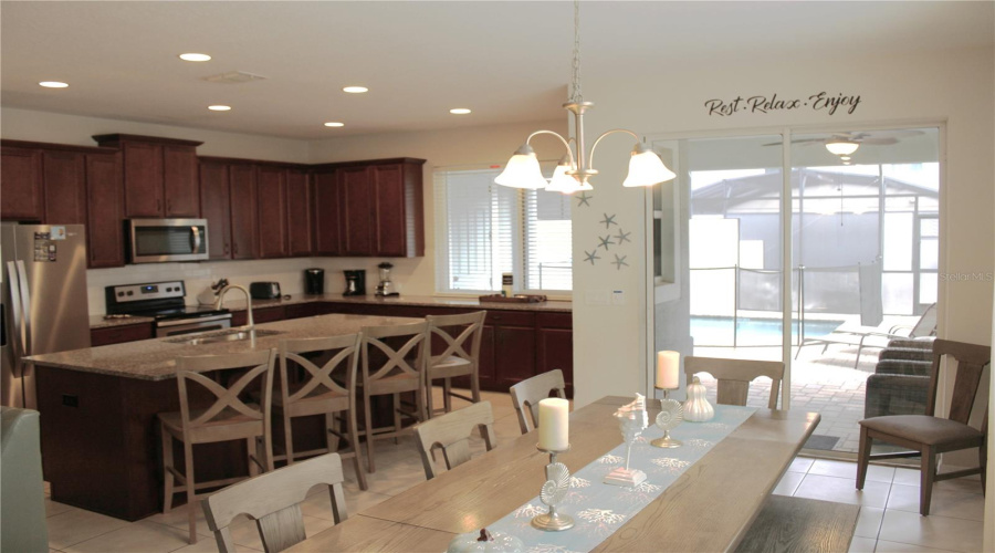 Kissimmee, Florida 34747, 4 Bedroom Bedrooms, ,4 Bathroombathrooms,Residential,For Sale,Carey Palm,0,Mfro6452274