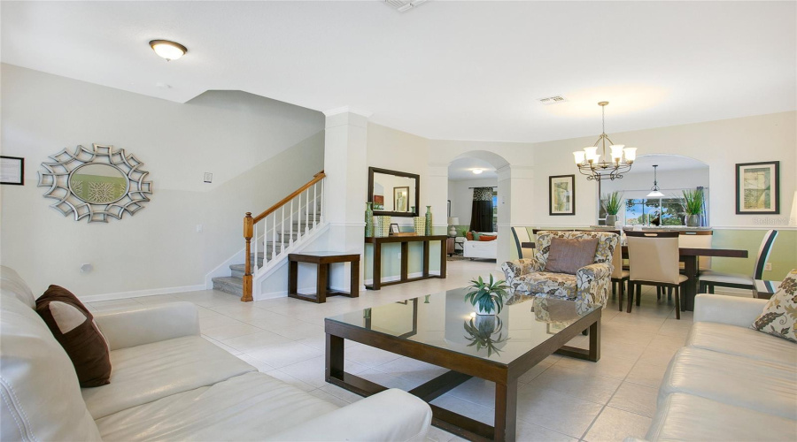 Kissimmee, Florida 34747, 6 Bedroom Bedrooms, ,4 Bathroombathrooms,Residential,For Sale,Manesty,0,Mfro6452471