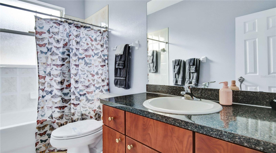 Kissimmee, Florida 34746, 4 Bedroom Bedrooms, ,3 Bathroombathrooms,Residential,For Sale,Emerald Green,0,Mfrtb8541919