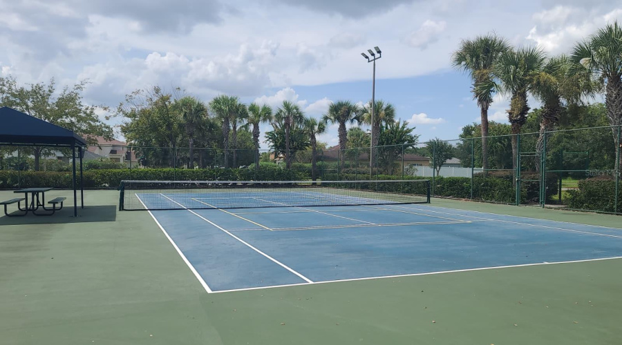 Kissimmee, Florida 34746, 7 Bedroom Bedrooms, ,4 Bathroombathrooms,Residential,For Sale,Fox Glen,0,Mfrs5157281