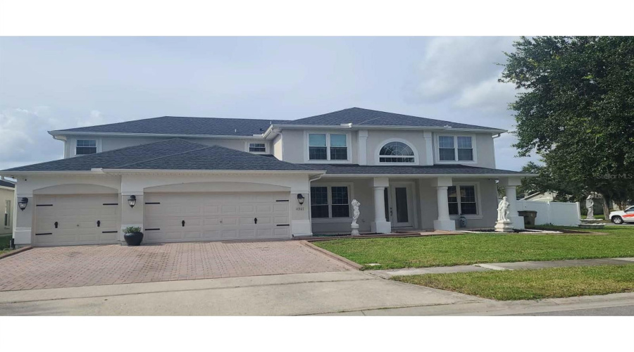 Kissimmee, Florida 34746, 7 Bedroom Bedrooms, ,4 Bathroombathrooms,Residential,For Sale,Fox Glen,0,Mfrs5157281