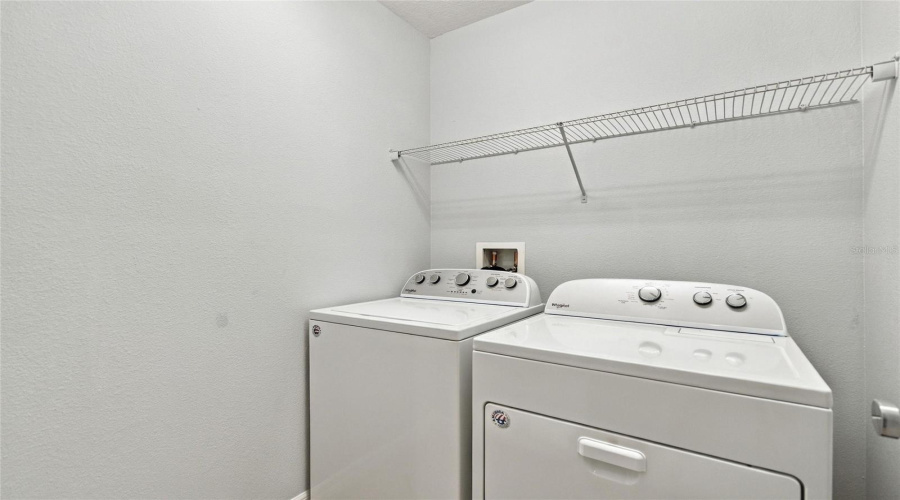 Davenport, Florida 33897, 4 Bedroom Bedrooms, ,2 Bathroombathrooms,Residential,For Sale,Ogelthorpe Dr,0,Mfrs5160137