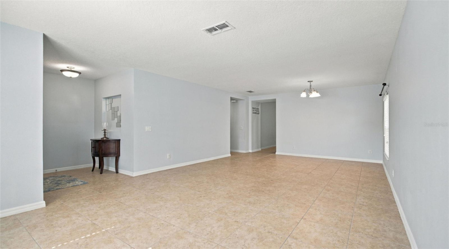 Davenport, Florida 33897, 4 Bedroom Bedrooms, ,2 Bathroombathrooms,Residential,For Sale,Ogelthorpe Dr,0,Mfrs5160137