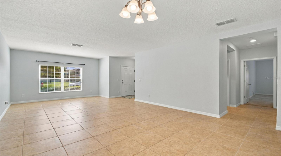 Davenport, Florida 33897, 4 Bedroom Bedrooms, ,2 Bathroombathrooms,Residential,For Sale,Ogelthorpe Dr,0,Mfrs5160137