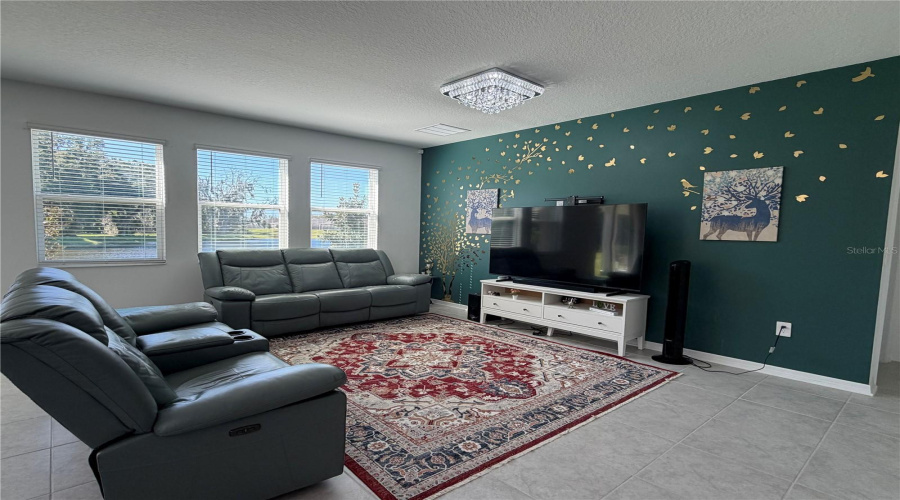 Kissimmee, Florida 34746, 4 Bedroom Bedrooms, ,2 Bathroombathrooms,Residential,For Sale,Cricket Cradle,0,Mfro6452540