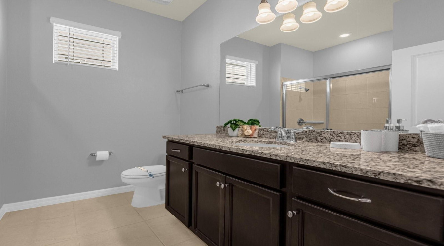 Davenport, Florida 33897, 10 Bedroom Bedrooms, ,8 Bathroombathrooms,Residential,For Sale,Lana Ave,0,Mfro6451948