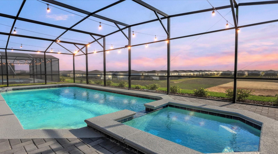 Davenport, Florida 33897, 10 Bedroom Bedrooms, ,8 Bathroombathrooms,Residential,For Sale,Lana Ave,0,Mfro6451948