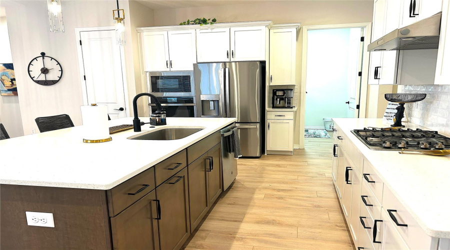 Kissimmee, Florida 34747, 2 Bedroom Bedrooms, ,2 Bathroombathrooms,Residential,For Sale,Key Bay,0,Mfro6452617
