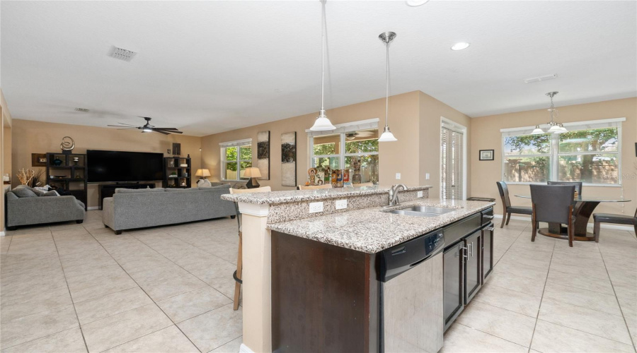 Orlando, Florida 32836, 4 Bedroom Bedrooms, ,2 Bathroombathrooms,Residential,For Sale,Verrazano,0,Mfrs5160177