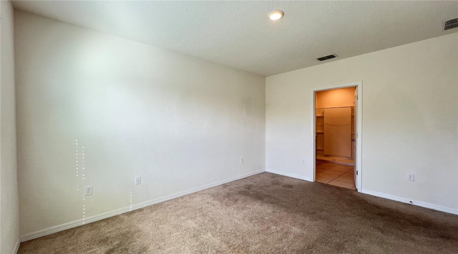 Davenport, Florida 33897, 4 Bedroom Bedrooms, ,2 Bathroombathrooms,Residential,For Sale,Fox Squirrel,0,Mfrs5159879