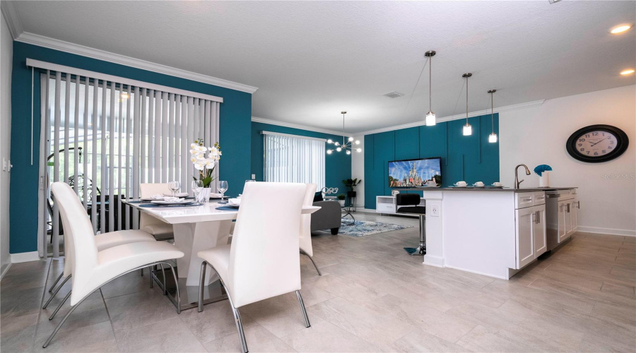 Kissimmee, Florida 34746, 4 Bedroom Bedrooms, ,3 Bathroombathrooms,Residential,For Sale,Reading,0,Mfro6409867