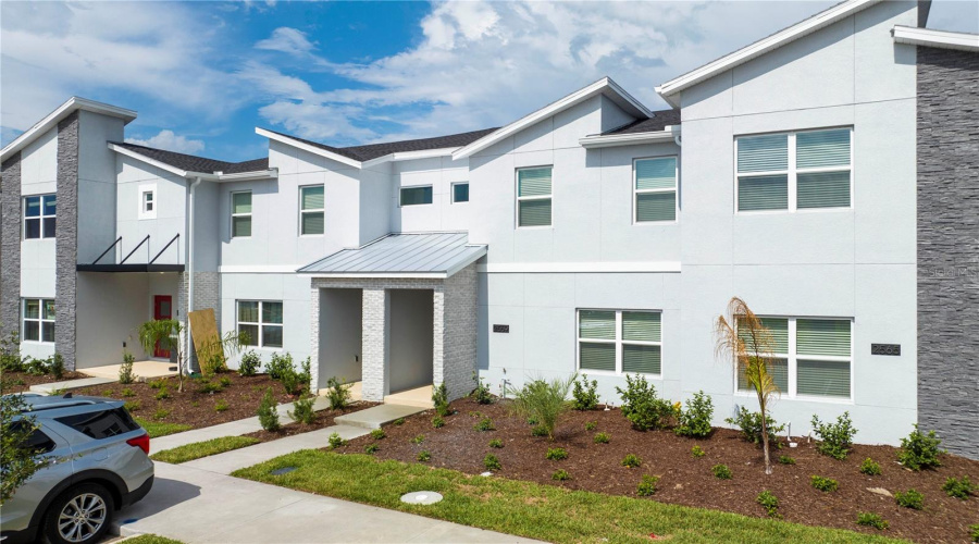 Kissimmee, Florida 34746, 4 Bedroom Bedrooms, ,3 Bathroombathrooms,Residential,For Sale,Reading,0,Mfro6409867
