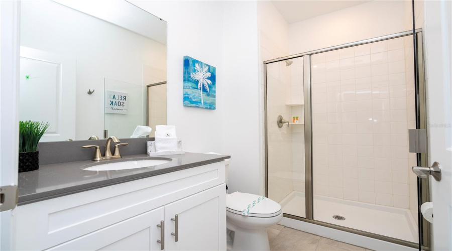 Kissimmee, Florida 34746, 4 Bedroom Bedrooms, ,3 Bathroombathrooms,Residential,For Sale,Reading,0,Mfro6409867