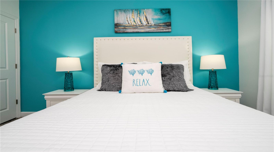 Kissimmee, Florida 34746, 4 Bedroom Bedrooms, ,3 Bathroombathrooms,Residential,For Sale,Reading,0,Mfro6409867