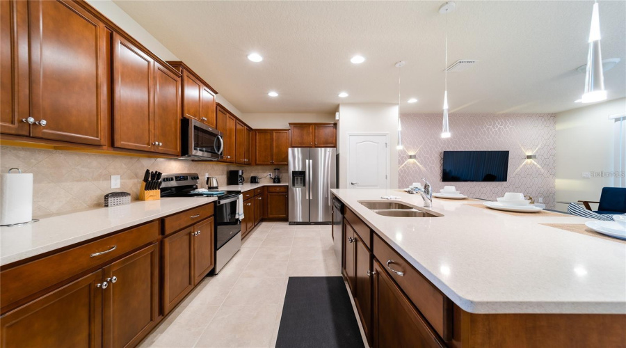 Kissimmee, Florida 34747, 5 Bedroom Bedrooms, ,4 Bathroombathrooms,Residential,For Sale,Dubai,0,Mfro6452884