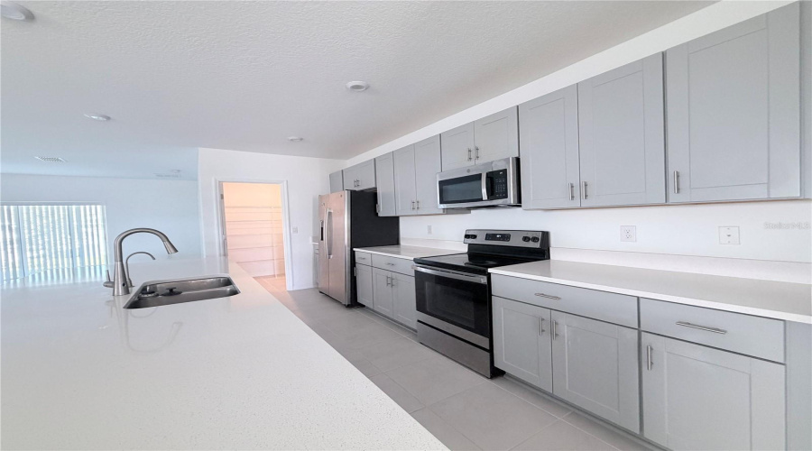 Davenport, Florida 33897, 4 Bedroom Bedrooms, ,3 Bathroombathrooms,Residential,For Sale,Costa Blanca,0,Mfro6449429