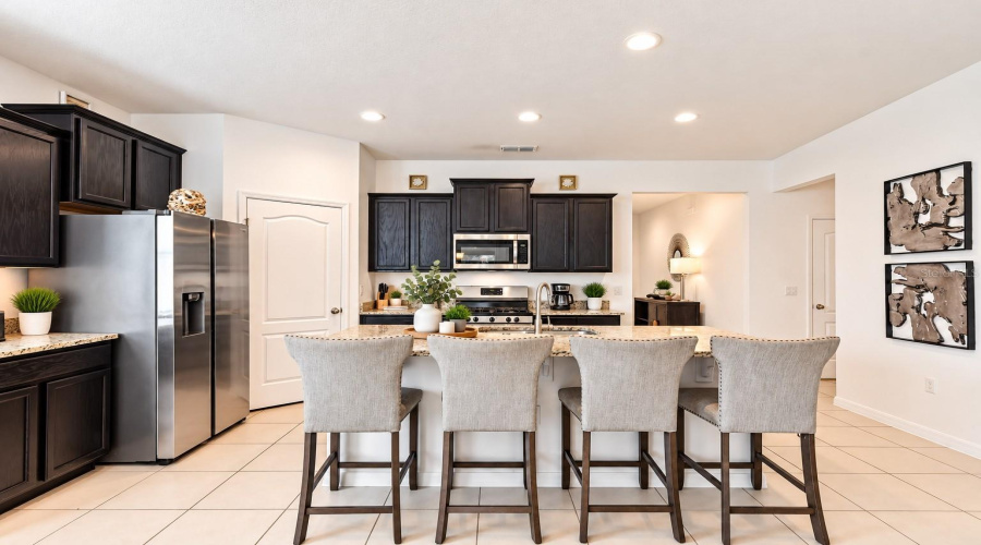 Davenport, Florida 33837, 7 Bedroom Bedrooms, ,5 Bathroombathrooms,Residential,For Sale,Broad Oak,0,Mfrs5160040