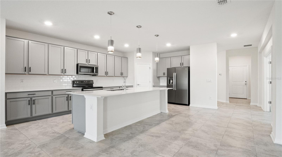 Kissimmee, Florida 34746, 4 Bedroom Bedrooms, ,3 Bathroombathrooms,Residential,For Sale,Ancestry,0,Mfro6451676