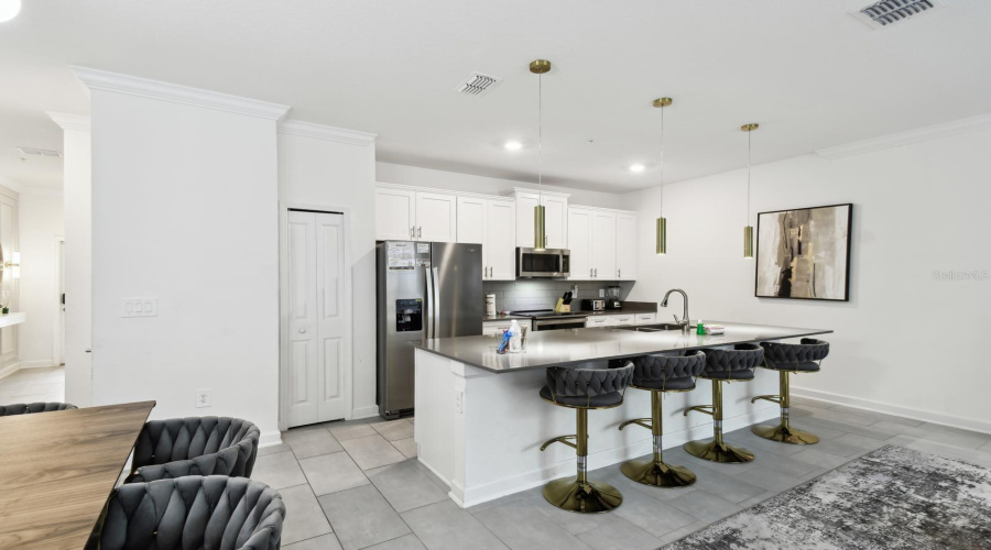 Kissimmee, Florida 34746, 4 Bedroom Bedrooms, ,3 Bathroombathrooms,Residential,For Sale,Reading,0,Mfro6452199