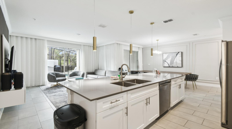Kissimmee, Florida 34746, 4 Bedroom Bedrooms, ,3 Bathroombathrooms,Residential,For Sale,Reading,0,Mfro6452199