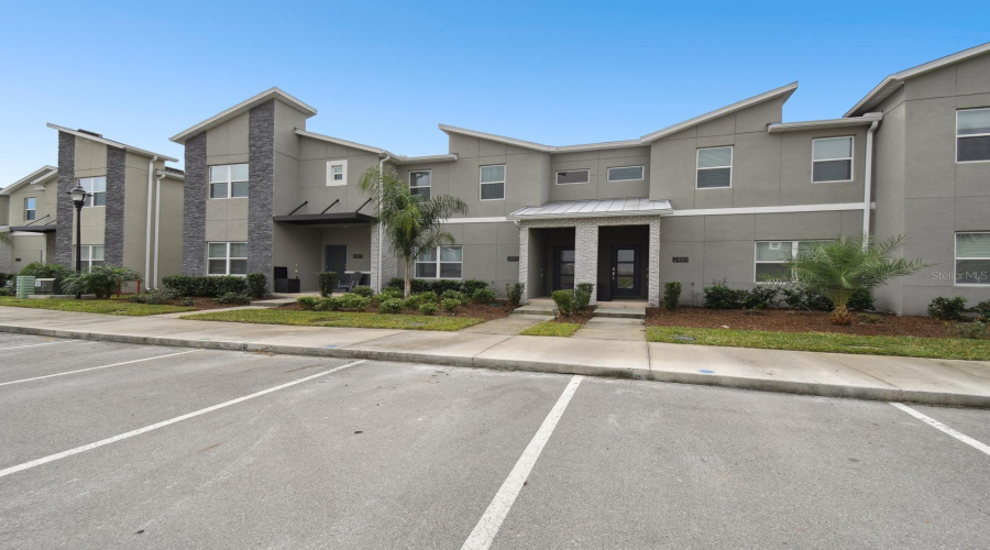 Kissimmee, Florida 34746, 4 Bedroom Bedrooms, ,3 Bathroombathrooms,Residential,For Sale,Reading,0,Mfro6452199