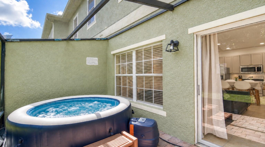 Kissimmee, Florida 34746, 4 Bedroom Bedrooms, ,3 Bathroombathrooms,Residential,For Sale,Caravelle,0,Mfro6434842