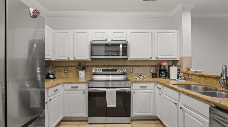 Davenport, Florida 33896, 3 Bedroom Bedrooms, ,2 Bathroombathrooms,Residential,For Sale,Tuscan,0,Mfro6451788