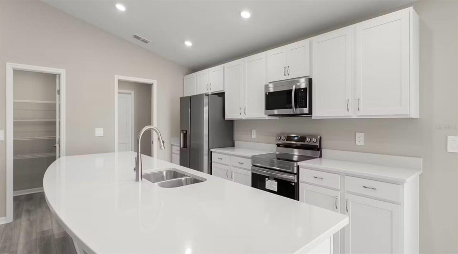 Davenport, Florida 33837, 4 Bedroom Bedrooms, ,2 Bathroombathrooms,Residential,For Sale,Noble,0,Mfrl4966051