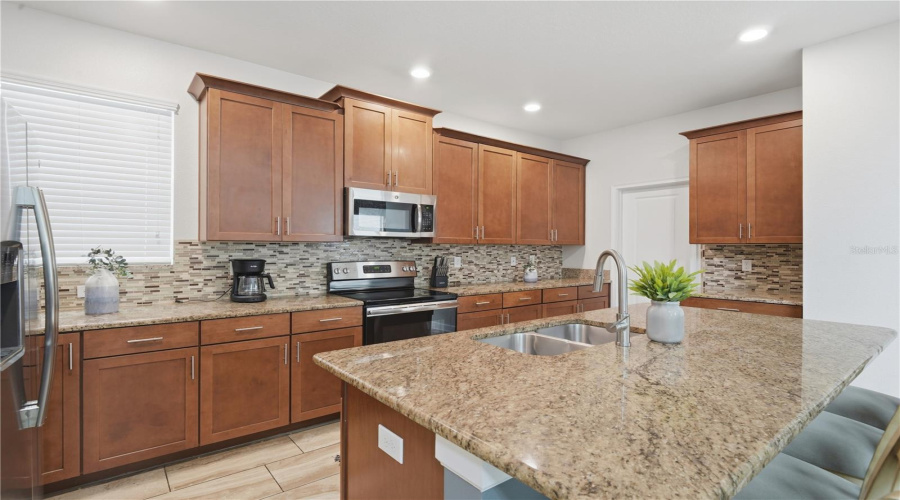 Kissimmee, Florida 34746, 5 Bedroom Bedrooms, ,5 Bathroombathrooms,Residential,For Sale,Sleepy Hollow,0,Mfrs5157257