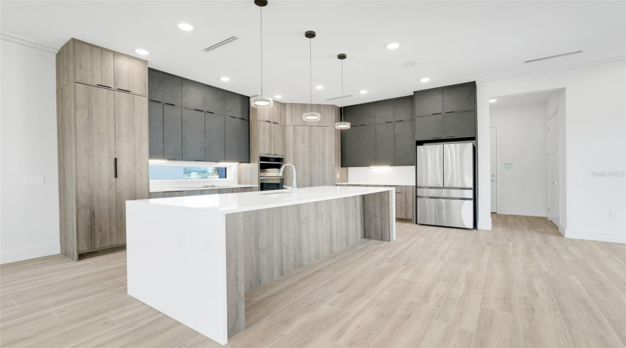 Davenport, Florida 33837, 4 Bedroom Bedrooms, ,3 Bathroombathrooms,Residential,For Sale,Kensington,0,Mfro6382919