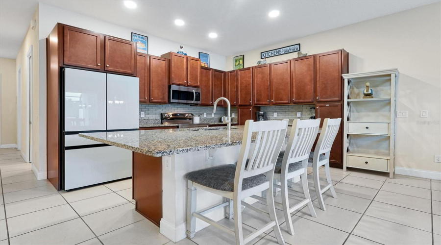 Davenport, Florida 33896, 4 Bedroom Bedrooms, ,3 Bathroombathrooms,Residential,For Sale,Captiva,0,Mfro6450498