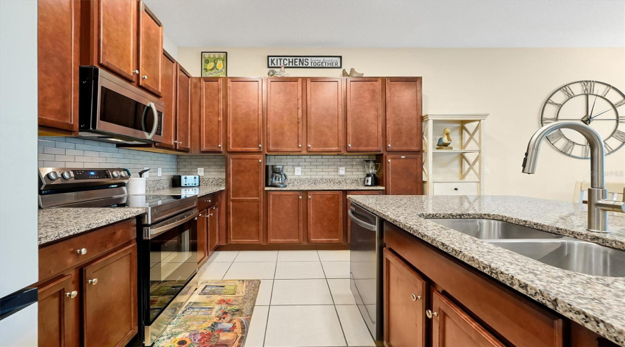 Davenport, Florida 33896, 4 Bedroom Bedrooms, ,3 Bathroombathrooms,Residential,For Sale,Captiva,0,Mfro6450498