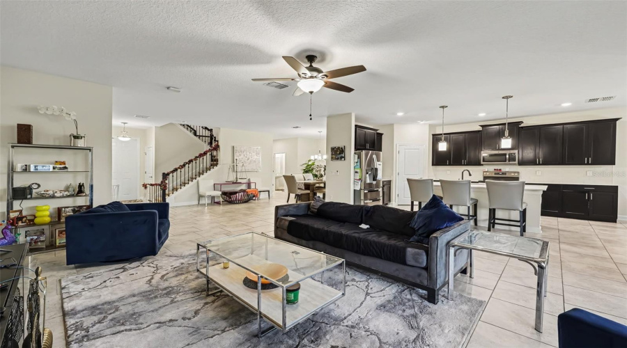 Davenport, Florida 33896, 6 Bedroom Bedrooms, ,4 Bathroombathrooms,Residential,For Sale,Croquet,0,Mfrtb8561472