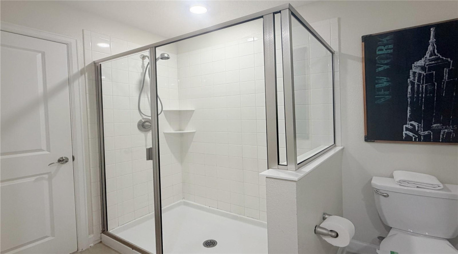 Kissimmee, Florida 34746, 8 Bedroom Bedrooms, ,5 Bathroombathrooms,Residential,For Sale,Target,0,Mfro6453027
