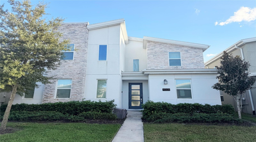 Kissimmee, Florida 34746, 8 Bedroom Bedrooms, ,5 Bathroombathrooms,Residential,For Sale,Target,0,Mfro6453027