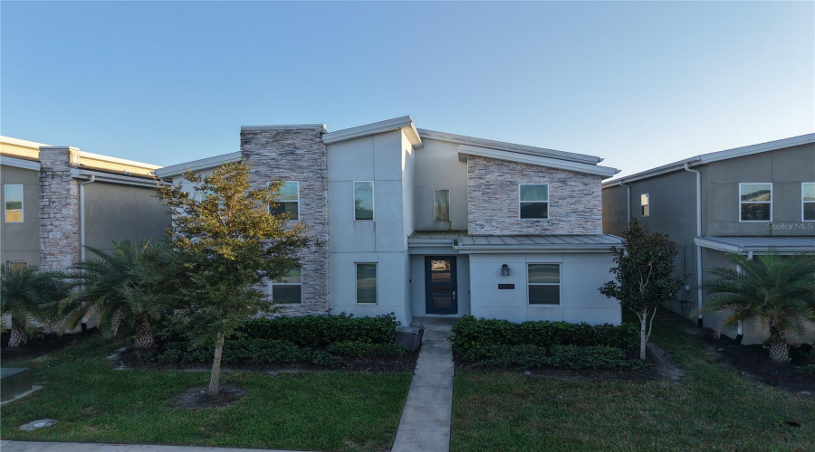 Kissimmee, Florida 34746, 8 Bedroom Bedrooms, ,5 Bathroombathrooms,Residential,For Sale,Target,0,Mfro6453027