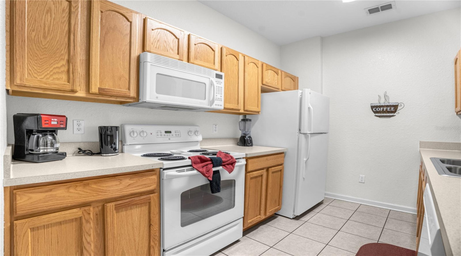 Kissimmee, Florida 34747, 3 Bedroom Bedrooms, ,2 Bathroombathrooms,Residential,For Sale,Almaton,0,Mfro6452728