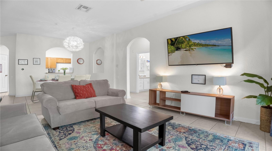 Kissimmee, Florida 34747, 3 Bedroom Bedrooms, ,2 Bathroombathrooms,Residential,For Sale,Almaton,0,Mfro6452728
