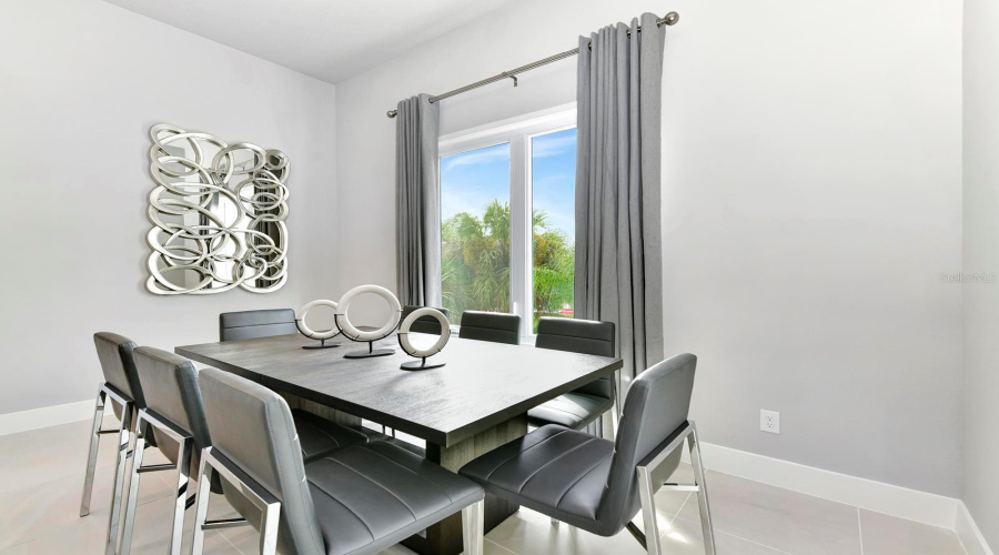Kissimmee, Florida 34747, 5 Bedroom Bedrooms, ,4 Bathroombathrooms,Residential,For Sale,Sandy Ridge,0,Mfro6450614