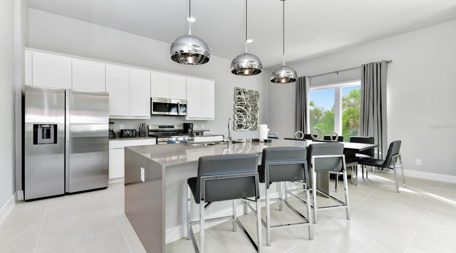 Kissimmee, Florida 34747, 5 Bedroom Bedrooms, ,4 Bathroombathrooms,Residential,For Sale,Sandy Ridge,0,Mfro6450614
