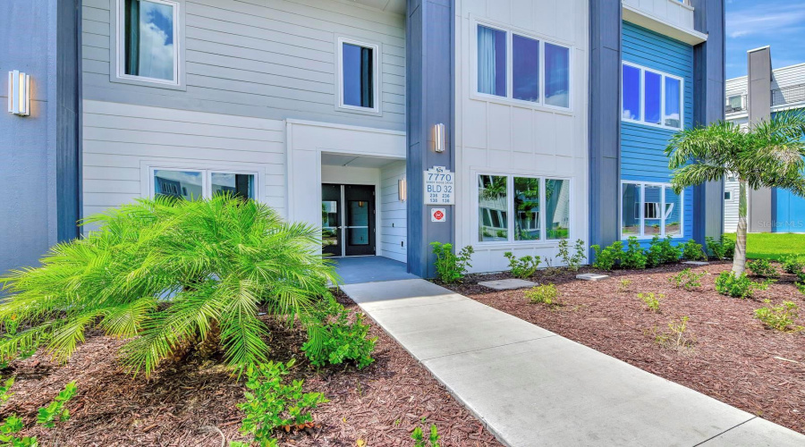 Kissimmee, Florida 34747, 5 Bedroom Bedrooms, ,4 Bathroombathrooms,Residential,For Sale,Sandy Ridge,0,Mfro6450614